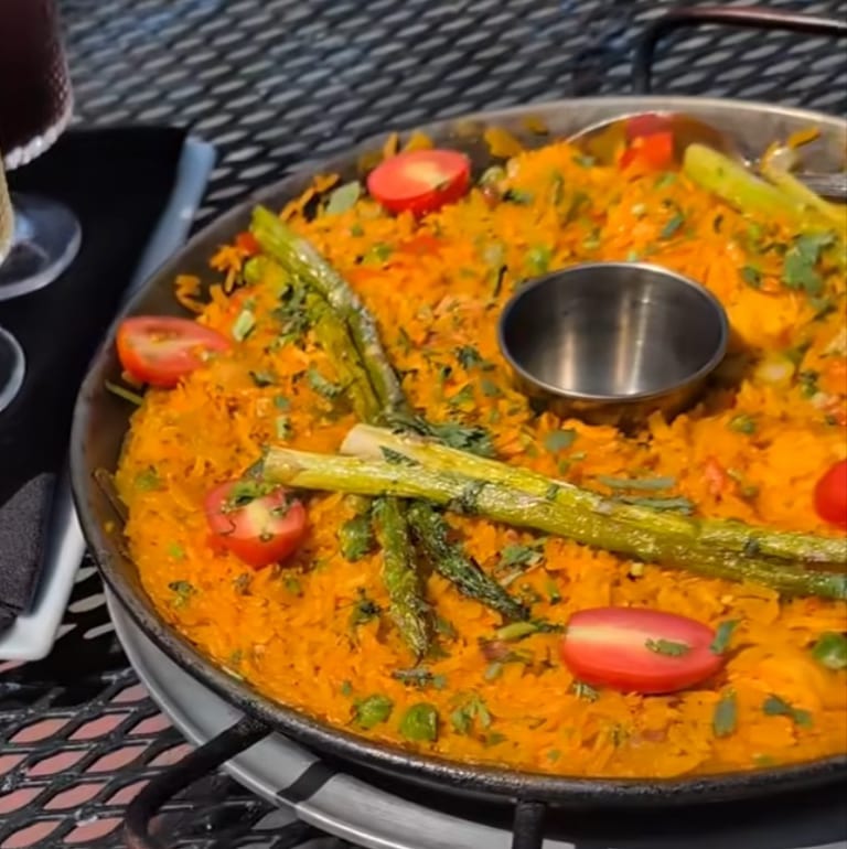 Paella Primaveral.